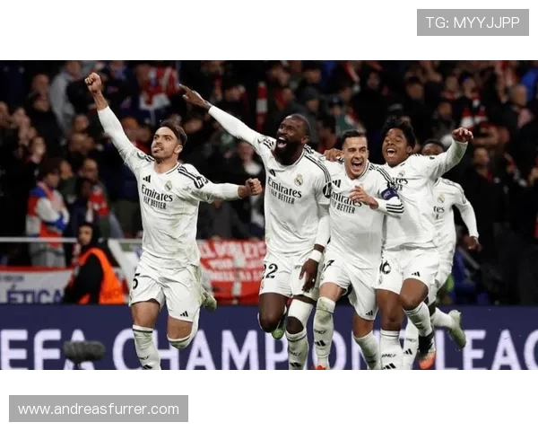 皇马赢球效率仍高,但场面失控问题逐步反映至比赛稳定性 皇马赢球效率仍高,但场面失控问题逐步反映至比赛稳定性