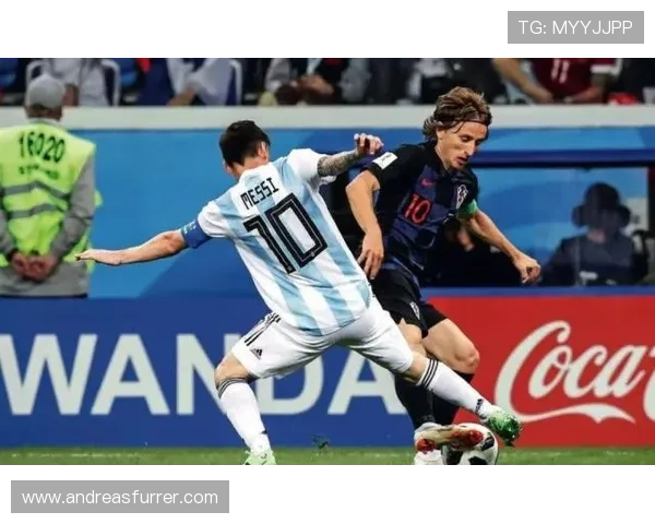 佩德里与莫德里奇：当代中场核心的创造力与比赛掌控力差距分析